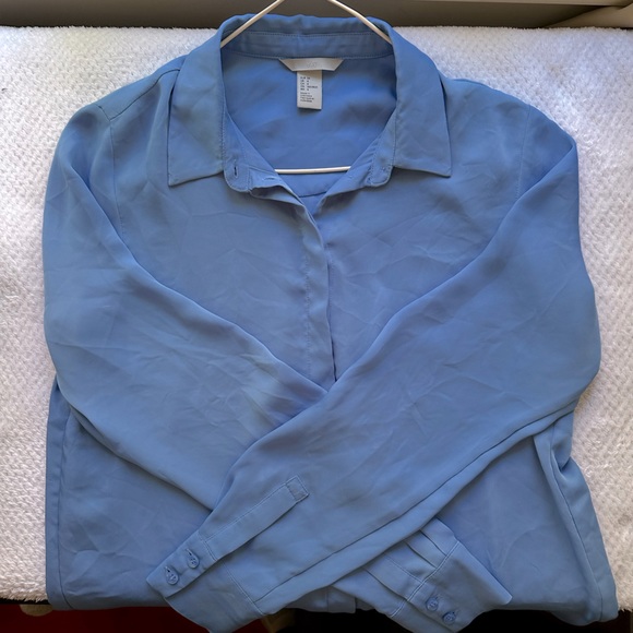 H&M blouse - Picture 2 of 3